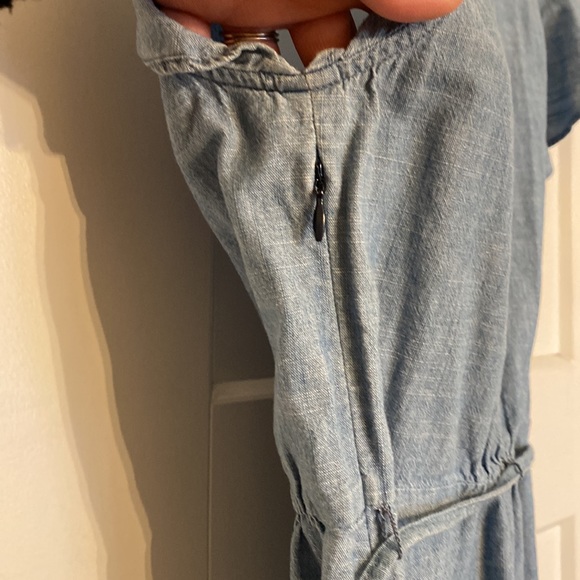 J.Crew size 2 short sleeve denim shirt - Picture 7 of 8